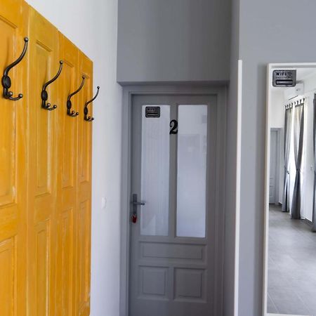 Kunfoglalas Apartmanhaz Kisujszallas Εξωτερικό φωτογραφία