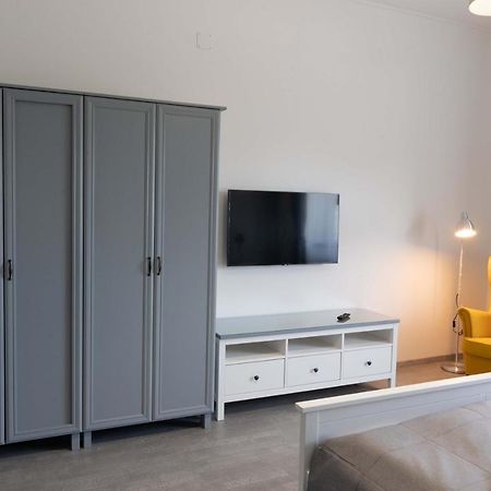 Kunfoglalas Apartmanhaz Kisujszallas Εξωτερικό φωτογραφία